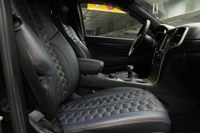 Jeep Grand Cherokee IV (WK2) Рестайлинг с пробегом 2013 года, цена 2 100 000 рублей, 187630 км, внедорожник, Автокод Объявления