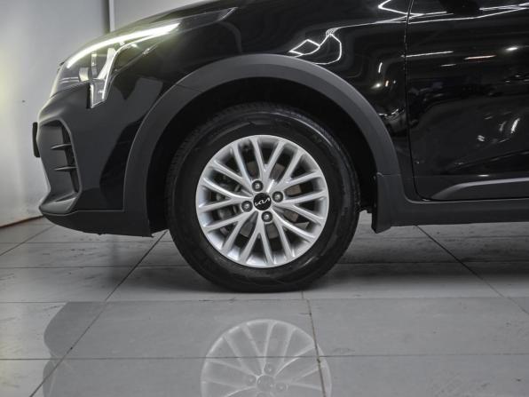 Kia Rio IV Рестайлинг с пробегом 2021 года, цена 2 099 000 рублей, 19692 км, хэтчбек, Автокод Объявления