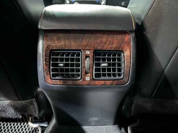 Toyota Camry VII (XV50) Рестайлинг с пробегом 2015 года, цена 1 680 000 рублей, 269842 км, седан, Автокод Объявления