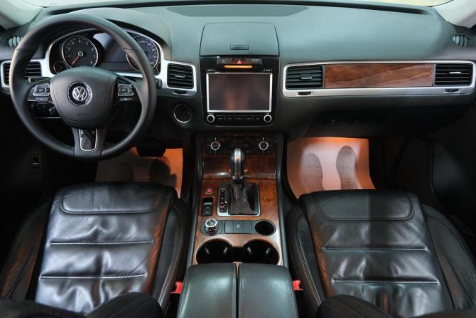 Volkswagen Touareg II с пробегом 2013 года, цена 1 899 000 рублей, 316000 км, внедорожник, Автокод Объявления