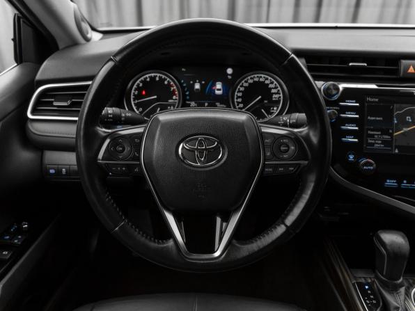 Toyota Camry VIII (XV70) с пробегом 2019 года, цена 2 840 000 рублей, 115351 км, седан, Автокод Объявления