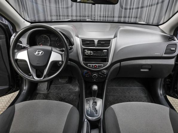 Hyundai Solaris I с пробегом 2012 года, цена 619 000 рублей, 266000 км, седан, Автокод Объявления