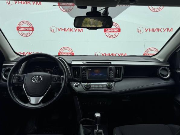 Toyota RAV4 IV (XA40) Рестайлинг с пробегом 2018 года, цена 2 349 000 рублей, 147833 км, внедорожник, Автокод Объявления