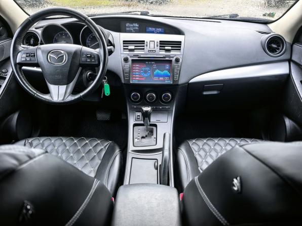 Mazda 3 II (BL) Рестайлинг с пробегом 2012 года, цена 799 000 рублей, 210833 км, хэтчбек, Автокод Объявления