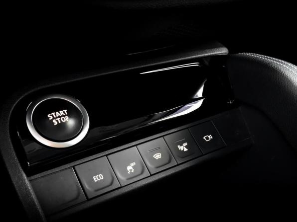 Renault Kaptur I Рестайлинг с пробегом 2021 года, цена 1 795 000 рублей, 43482 км, внедорожник, Автокод Объявления