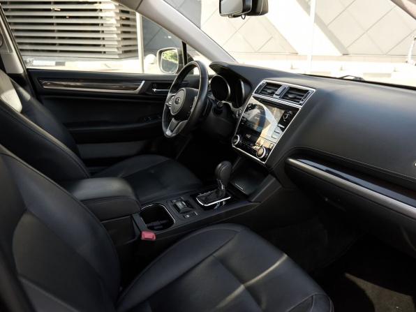 Subaru Outback V Рестайлинг с пробегом 2018 года, цена 2 287 300 рублей, 213552 км, универсал, Автокод Объявления