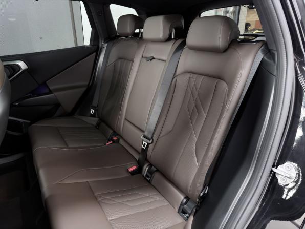 BMW X3 IV (G45/G48) с пробегом 2025 года, цена 8 390 000 рублей, 5000 км, внедорожник, Автокод Объявления