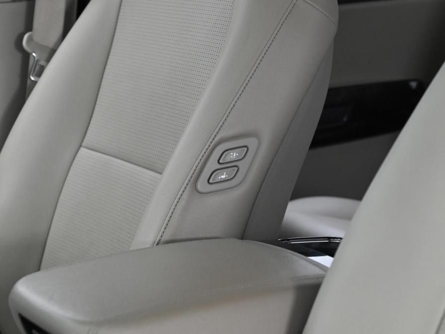 Kia Carnival III Москва  - изображение 17