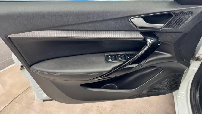 Lada (ВАЗ) Vesta I Рестайлинг (NG) с пробегом 2024 года, цена 1 395 000 рублей, 47391 км, универсал, Автокод Объявления