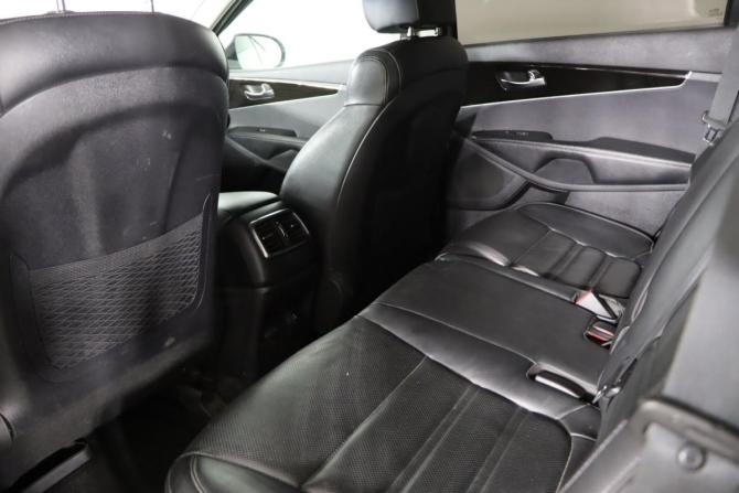Kia Sorento III Prime Рестайлинг с пробегом 2018 года, цена 2 679 990 рублей, 233704 км, внедорожник, Автокод Объявления