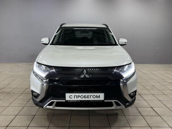 Mitsubishi Outlander III Рестайлинг 3 с пробегом 2021 года, цена 1 970 000 рублей, 207598 км, внедорожник, Автокод Объявления