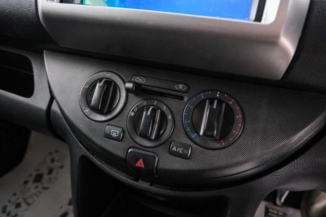 Nissan Note I Рестайлинг с пробегом 2010 года, цена 629 000 рублей, 200000 км, хэтчбек, Автокод Объявления