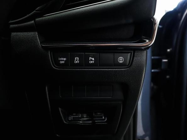 Mazda 3 IV (BP) с пробегом 2019 года, цена 1 699 000 рублей, 88236 км, хэтчбек, Автокод Объявления