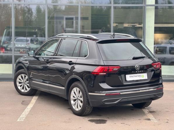 Volkswagen Tiguan II Рестайлинг с пробегом 2021 года, цена 2 750 000 рублей, 97637 км, внедорожник, Автокод Объявления