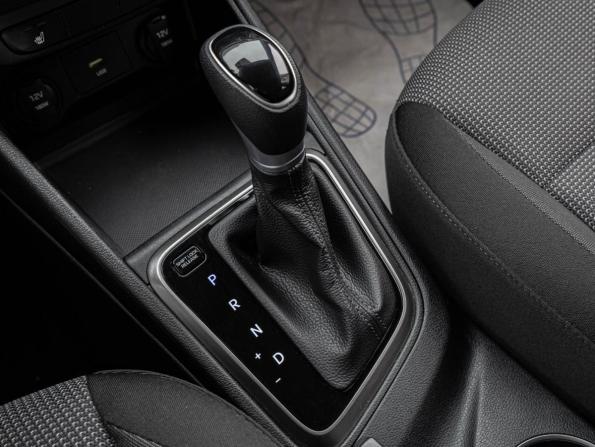 Hyundai Solaris II Рестайлинг с пробегом 2021 года, цена 1 699 999 рублей, 63553 км, седан, Автокод Объявления