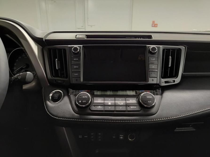 Toyota RAV4 IV (XA40) Рестайлинг Казань  - изображение 18