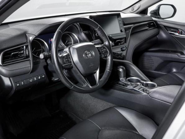 Toyota Camry VIII (XV70) Рестайлинг с пробегом 2021 года, цена 3 240 000 рублей, 82265 км, седан, Автокод Объявления