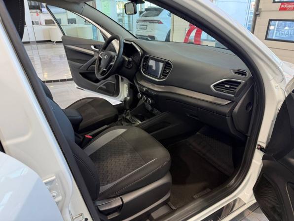 Lada (ВАЗ) Vesta I Рестайлинг (NG) с пробегом 2023 года, цена 1 154 600 рублей, 41138 км, седан, Автокод Объявления