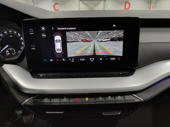 Skoda Octavia IV (A8) с пробегом 2021 года, цена 2 120 000 рублей, 129719 км, лифтбек, Автокод Объявления