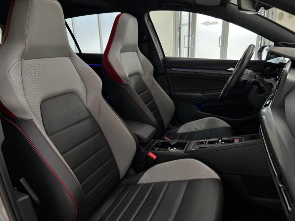 Volkswagen Golf GTI VIII с пробегом 2021 года, цена 4 650 000 рублей, 42072 км, хэтчбек, Автокод Объявления