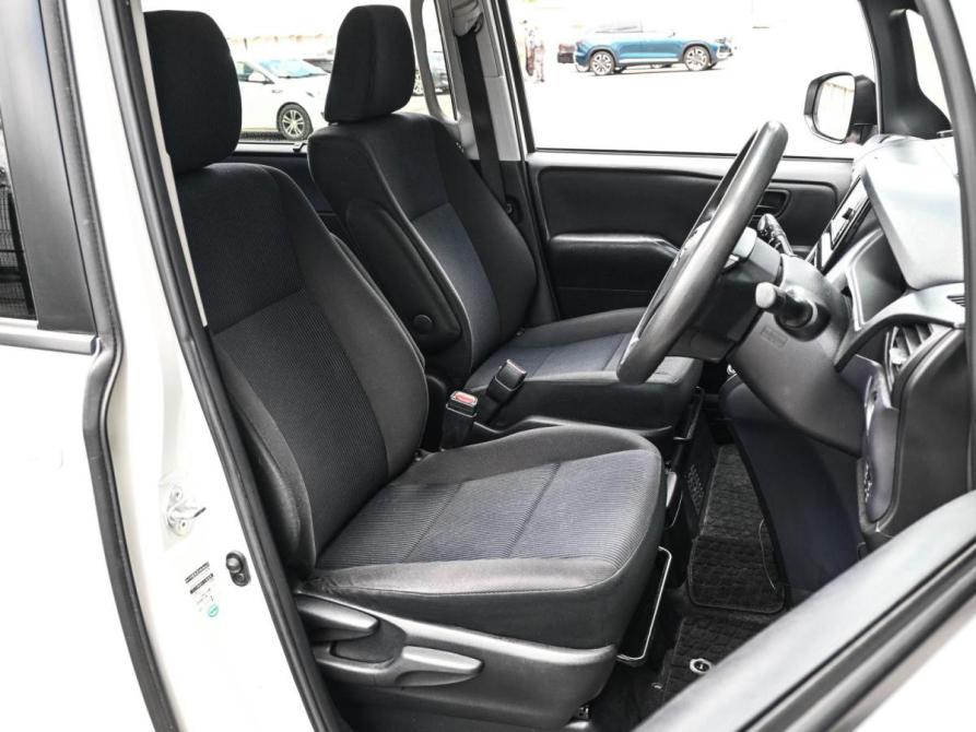 Toyota Noah III (R80) Новороссийск  - изображение 10