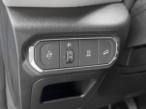 Haval Jolion I с пробегом 2022 года, цена 1 730 000 рублей, 79532 км, внедорожник, Автокод Объявления