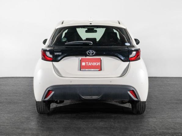 Toyota Yaris IV с пробегом 2020 года, цена 990 000 рублей, 96027 км, хэтчбек, Автокод Объявления
