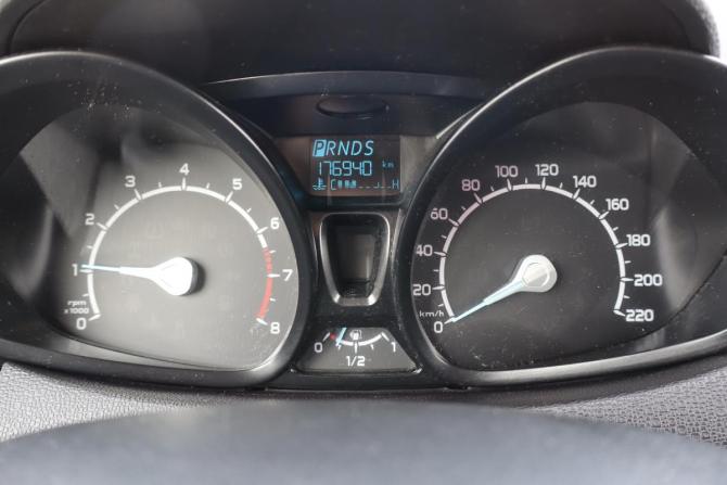 Ford EcoSport II с пробегом 2015 года, цена 879 000 рублей, 175000 км, внедорожник, Автокод Объявления