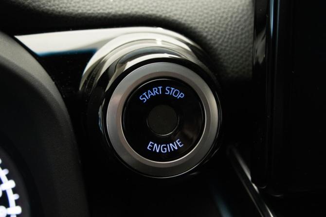 Toyota Land Cruiser 300 Series с пробегом 2021 года, цена 8 750 000 рублей, 158669 км, внедорожник, Автокод Объявления