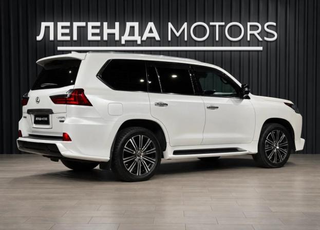 Lexus LX III Рестайлинг 2 с пробегом 2017 года, цена 7 990 000 рублей, 105930 км, внедорожник, Автокод Объявления