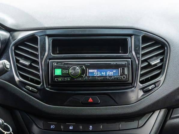 Lada (ВАЗ) Vesta I с пробегом 2018 года, цена 840 000 рублей, 133507 км, седан, Автокод Объявления