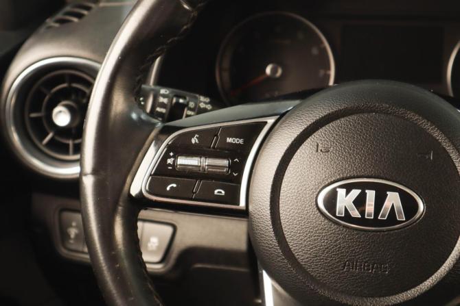 Kia K3 II с пробегом 2018 года, цена 1 849 000 рублей, 52670 км, седан, Автокод Объявления