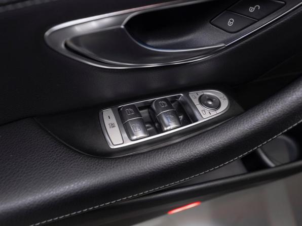 Mercedes-Benz E-Класс V (W213 S213 C238) Рестайлинг с пробегом 2020 года, цена 3 980 000 рублей, 111211 км, седан, Автокод Объявления