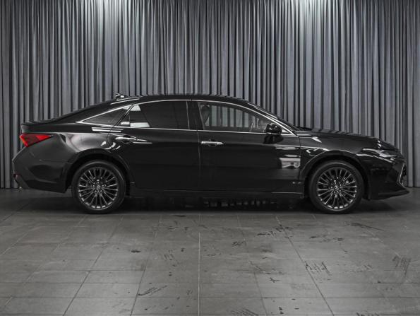Toyota Avalon V с пробегом 2024 года, цена 4 160 000 рублей, 13896 км, седан, Автокод Объявления