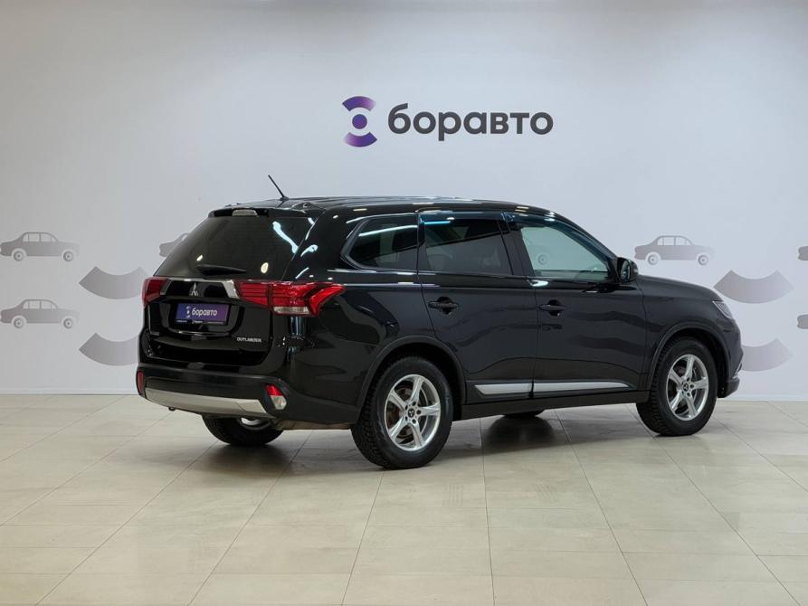 Mitsubishi Outlander III Рестайлинг 2 Ставрополь  - изображение 9