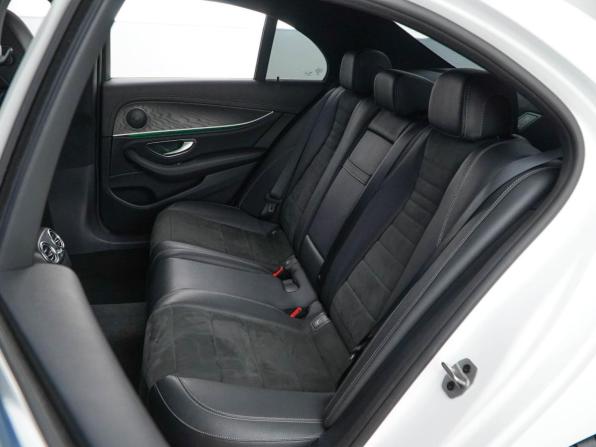 Mercedes-Benz E-Класс V (W213 S213 C238) Рестайлинг с пробегом 2021 года, цена 4 190 900 рублей, 69925 км, седан, Автокод Объявления
