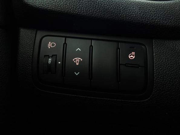 Kia Ceed II Рестайлинг с пробегом 2016 года, цена 1 069 700 рублей, 218918 км, универсал, Автокод Объявления