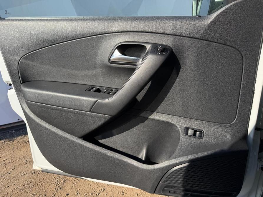 Volkswagen Polo V Рестайлинг Набережные Челны  - изображение 18
