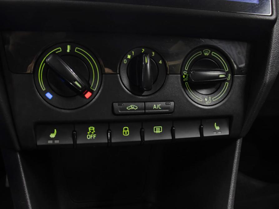 Skoda Rapid I Рестайлинг Москва  - изображение 19