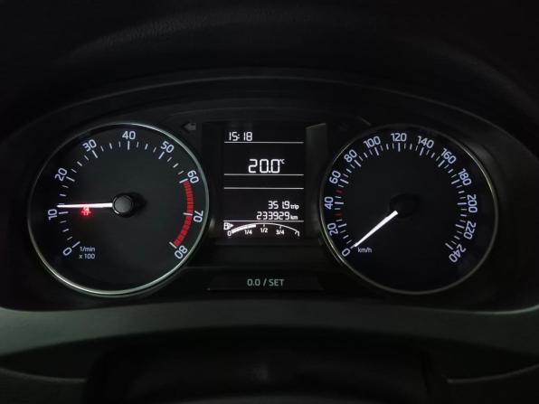 Skoda Rapid I с пробегом 2015 года, цена 800 000 рублей, 233700 км, лифтбек, Автокод Объявления