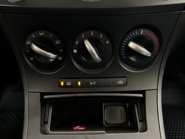Mazda 3 II (BL) Рестайлинг с пробегом 2012 года, цена 1 140 000 рублей, 127746 км, седан, Автокод Объявления