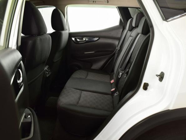 Nissan Qashqai II с пробегом 2017 года, цена 1 699 999 рублей, 110245 км, внедорожник, Автокод Объявления