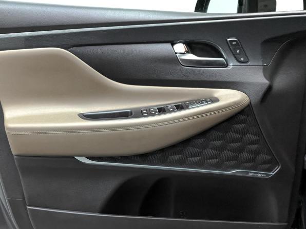 Hyundai Santa Fe IV Рестайлинг с пробегом 2021 года, цена 3 820 000 рублей, 46076 км, внедорожник, Автокод Объявления