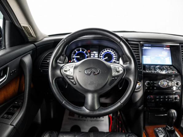 Infiniti QX70 с пробегом 2016 года, цена 2 660 000 рублей, 104020 км, внедорожник, Автокод Объявления