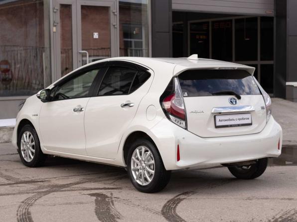Toyota Aqua I Рестайлинг 2 с пробегом 2018 года, цена 1 015 000 рублей, 140598 км, хэтчбек, Автокод Объявления