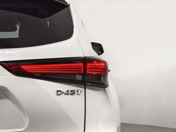 Toyota Highlander IV (XU70) с пробегом 2026 года, цена 5 890 000 рублей, 28 км, внедорожник, Автокод Объявления