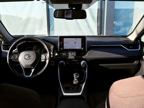 Toyota RAV4 V (XA50) с пробегом 2021 года, цена 3 270 000 рублей, 87600 км, внедорожник, Автокод Объявления