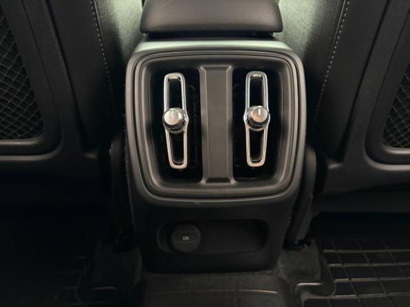 Volvo XC40 I с пробегом 2019 года, цена 2 830 000 рублей, 122250 км, внедорожник, Автокод Объявления