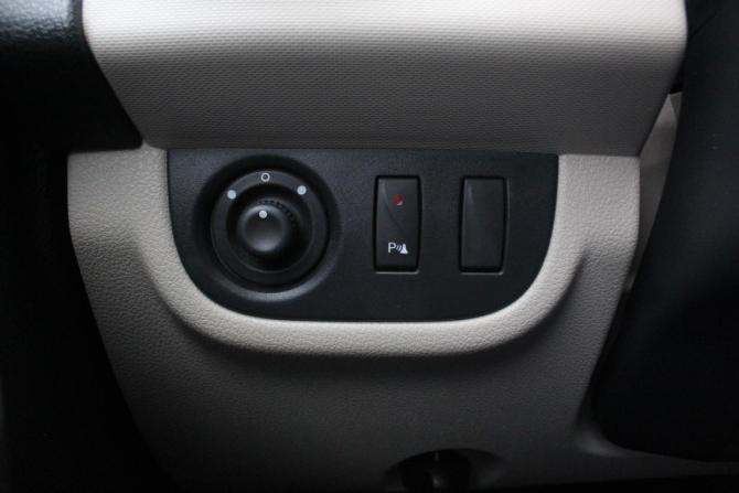Renault Logan II с пробегом 2015 года, цена 849 000 рублей, 152674 км, седан, Автокод Объявления