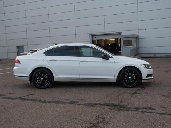 Volkswagen Passat B8 с пробегом 2016 года, цена 1 997 000 рублей, 132191 км, седан, Автокод Объявления